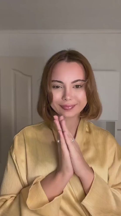 Queen Bee Silky Skin Serum — sosyal medya videosu 5